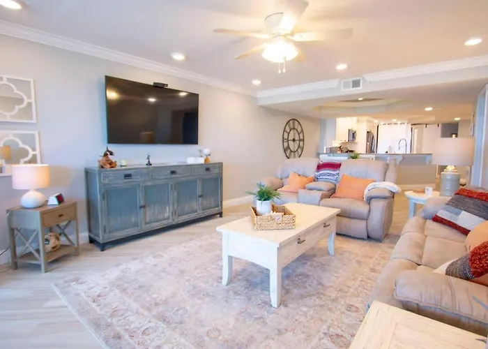 Holiday home Oceanside Treasure By Golden Coast *
